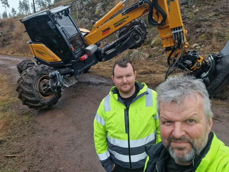 Björkfors Gräv & Markservice Aktiebolag logotyp